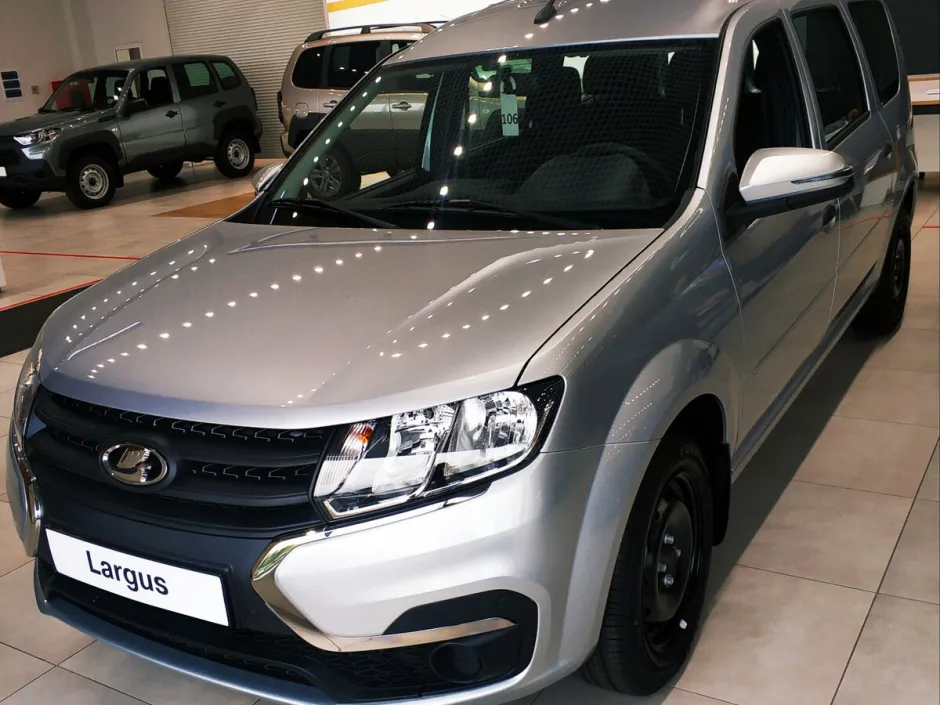 LADA Largus 5 мест