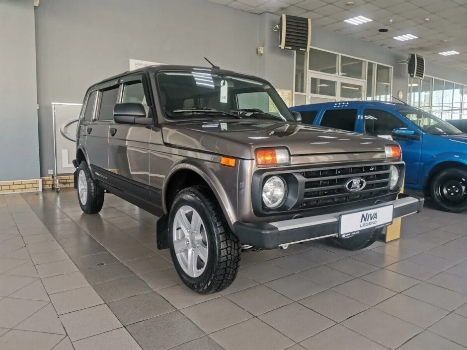 LADA Niva Legend 5D
