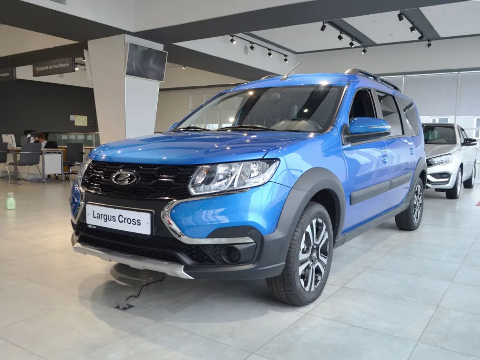 LADA Largus Cross 7 мест