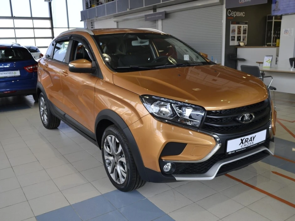LADA XRay Cross